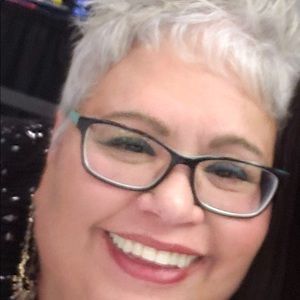 Meet your Posher, Debbie